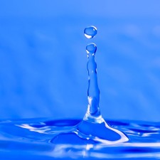 jugando con el agua 