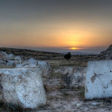 Trozos de mármol por Emilio