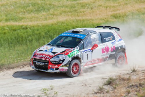 Albert Llovera en acción, ganador del Rallye Tierras Altas de Lorca